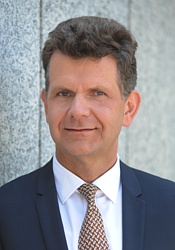 Frank Speckmann, Mitglied der Geschäftsleitung der Deutschen Leasing AG, Geschäftsfeld Sparkassen und Mittelstand