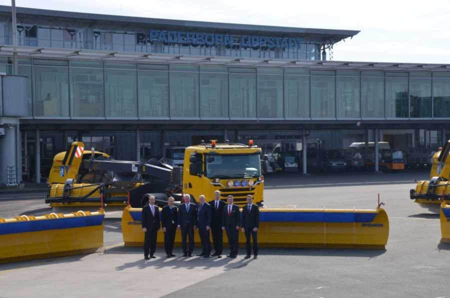 Flughafen_Paderborn-900-opt.JPG